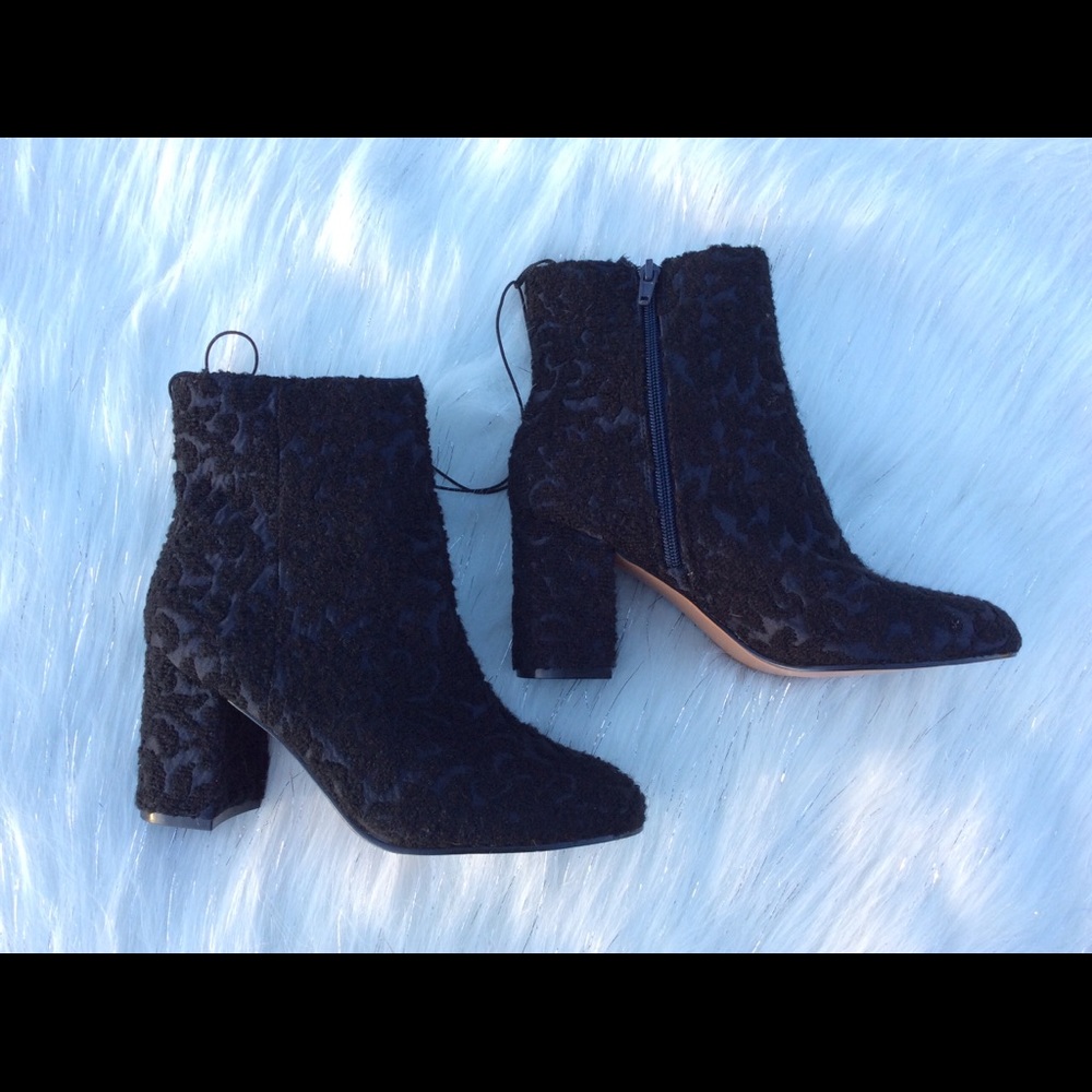 Brand New❕Dark blue boots Size 7